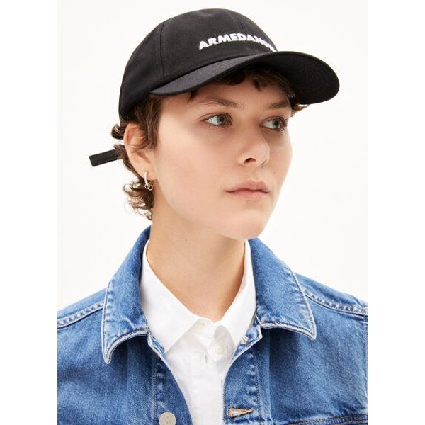 ARMEDANGELS YENAAS WORD ICONIC Å Unisex Kappe aus Bio-Baumwolle