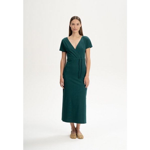 MELA V-Neck Kleid lang Style SHREOSHI