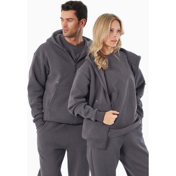 ORGANICATION JENNA | Essentials Travel Unisex Full Zip-Hoodie aus Bio-Baumwolle und recyceltem Polyester