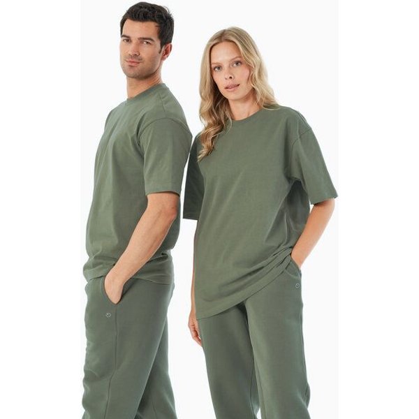 ORGANICATION TUSSEM | Essentials Travel Unisex T-Shirt aus Bio-Baumwolle