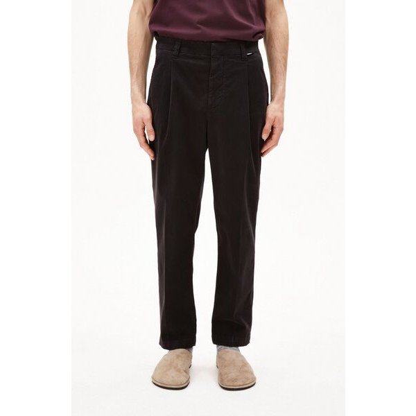 ARMEDANGELS TAAMIR PLEATED Herren Chinohose aus Bio-Baumwolle