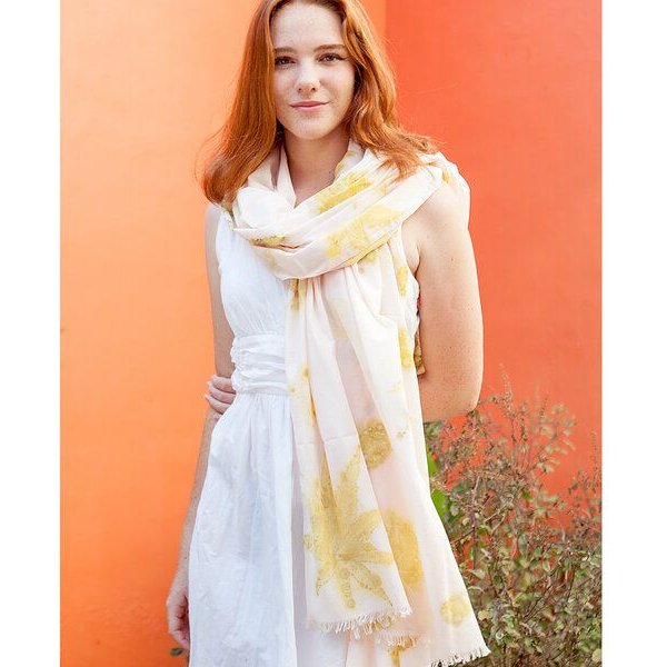 Sundara Schal ECO PRINT aus 100% Bio-Baumwolle handbedruckt