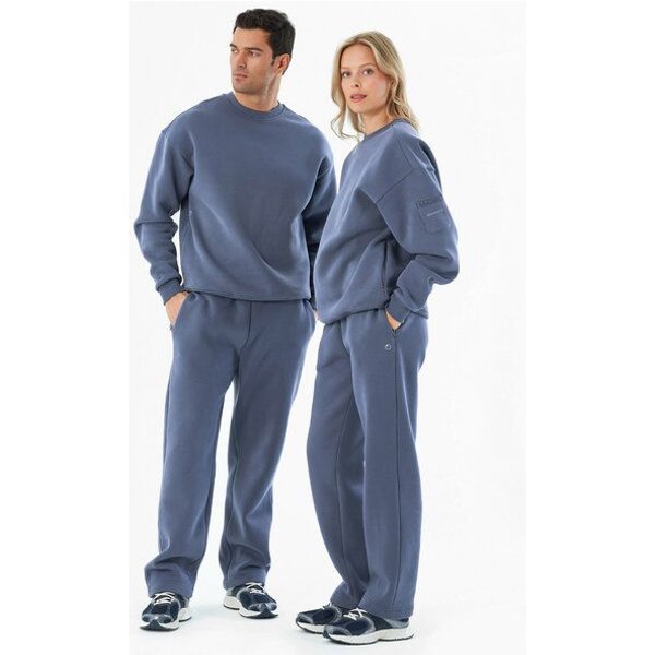 ORGANICATION POLLEN | Essentials Travel Unisex Jogginghose aus Bio-Baumwolle & Recyceltem Polyester