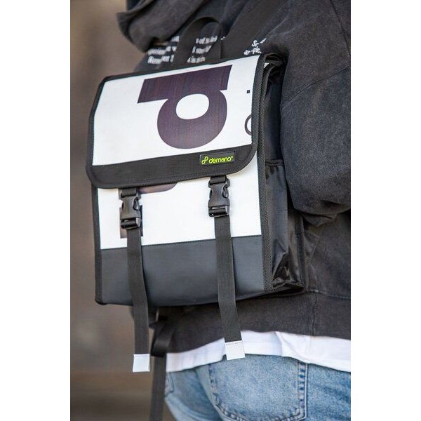 DEMANO Rucksack aus Recycelten Bannern Verdi S