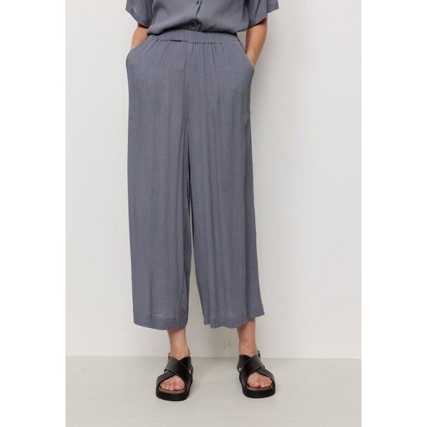 Damen Crinkle Hose aus LENZING ECOVERO Viskose - MANDEVILLA - recolution