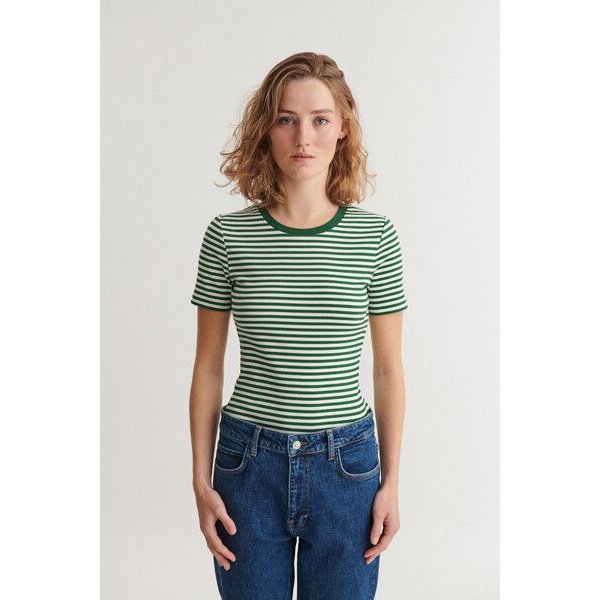 Basic Apparel Ludmilla T-Shirt mit Rundhalsausschnitt aus Bio-Baumwolle