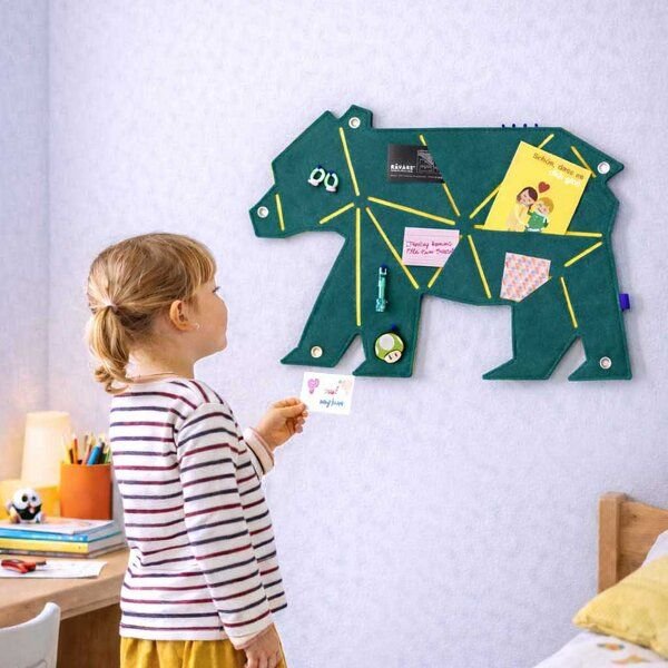 Bären-Pinnwand zum Stecken & Pinnen für Kinderzimmer von RÅVARE (BER)