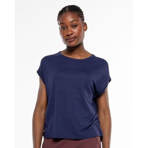 Alma & Lovis Stylisches Kurzarmshirt aus fließendem EcoVero | Pique T-Shirt