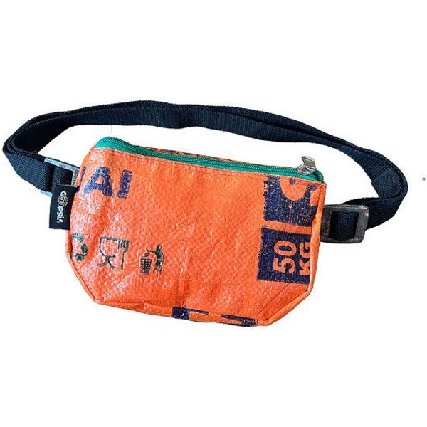 GOOPSI Upcycling Bauchtasche aus Reissack, Cross Body Bag – ultraleichte Hip Bag handgemacht & Fairtrade