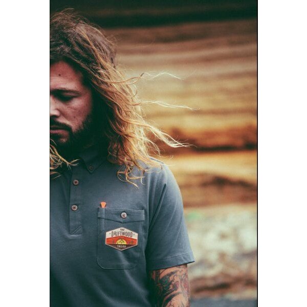 The Driftwood Tales Rotes Poloshirt / Graues Poloshirt / Graues Poloshirt mit DRIFTWOOD emblem
