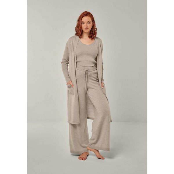 YOU LOOK PERFECT Merino Loungewear Set "Cardigan Blossom & Top Blossom & Hose Frida"