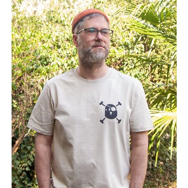 päfjes Wanted Gesucht / Pinguin Pirat Paulo Rusticalo - Fair Wear Unisex Männer Bio T-Shirt
