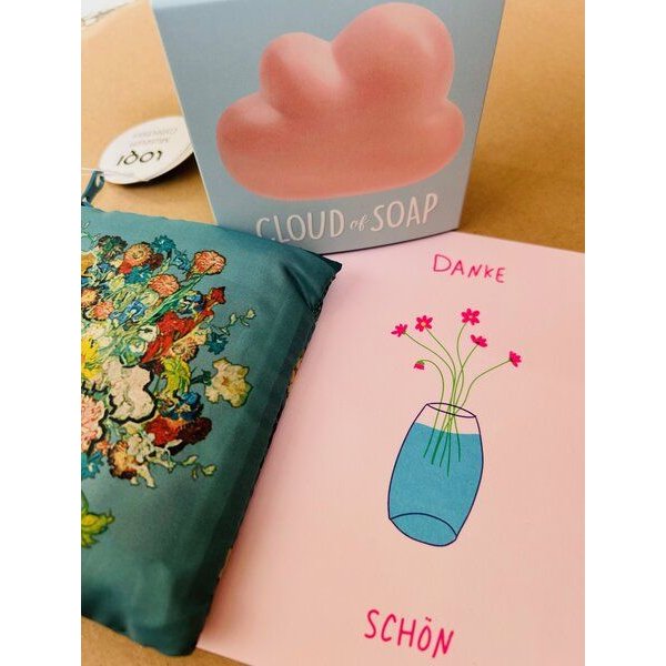 SCHEE, Loqi, dearsoap Muttertags-Set: Danke mit Duft & Blumen