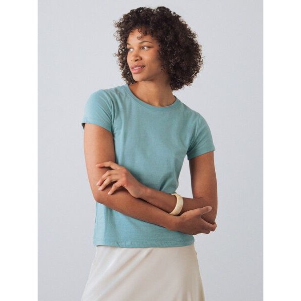 Honest Basics Damen Basic T-Shirt aus Bio- und recycelter Baumwolle