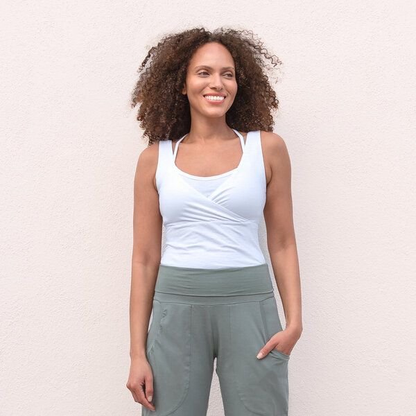 Jaya GAYATRI - Damen - Top für Yoga, Dance und Everyday mit Cache-Coeur vorne aus GOTS-zertifizierter Biobaumwolle