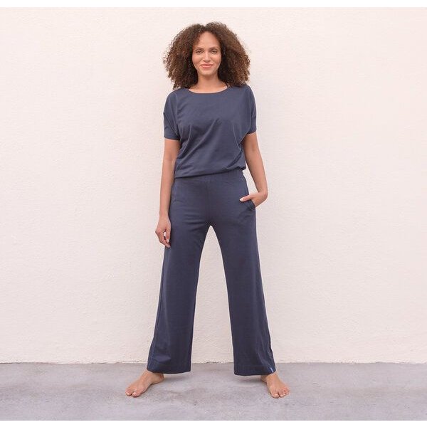 Jaya KAIRO - Damen - weich fliessende Yoga - und Lounge Pants ist aus einem Mix aus TENCEL Lyocell und Bio-Baumwolle hergestellt