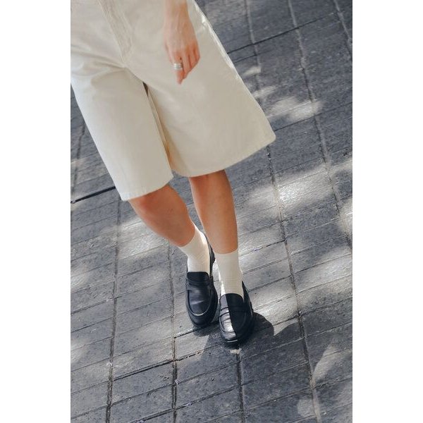 Jutelaune Lea Black Moccasins