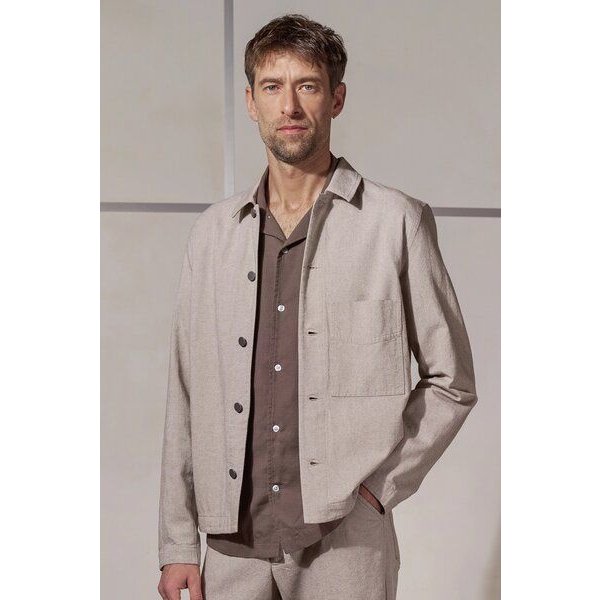 About Companions Lässige Jacke ASIR aus festem 230g Bio-Baumwoll-Canvas.
