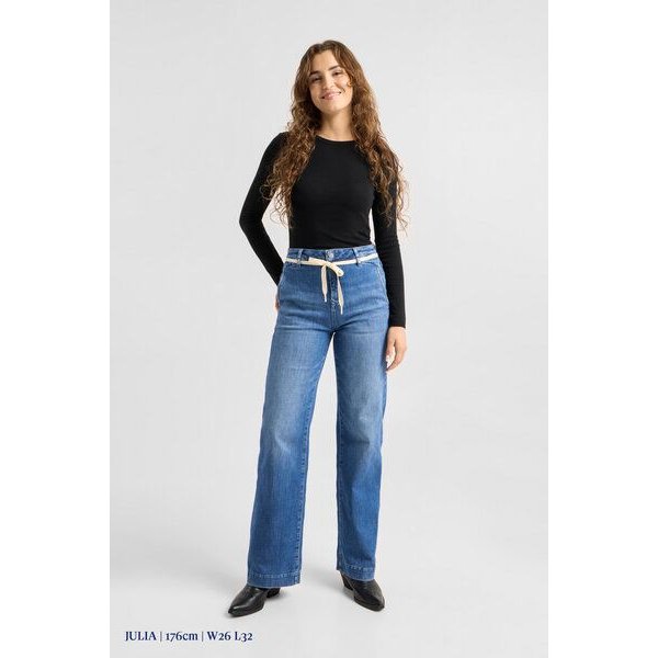 Damen Jeans DEW Flared High Waist French Pocket DAWN Bio-Baumwolle