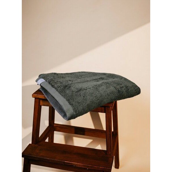 Pamukia GOTS Premium-Frottee-Badetuch 70 × 140 cm aus 100 % zertifizierter Bio-Baumwolle | 650 GSM