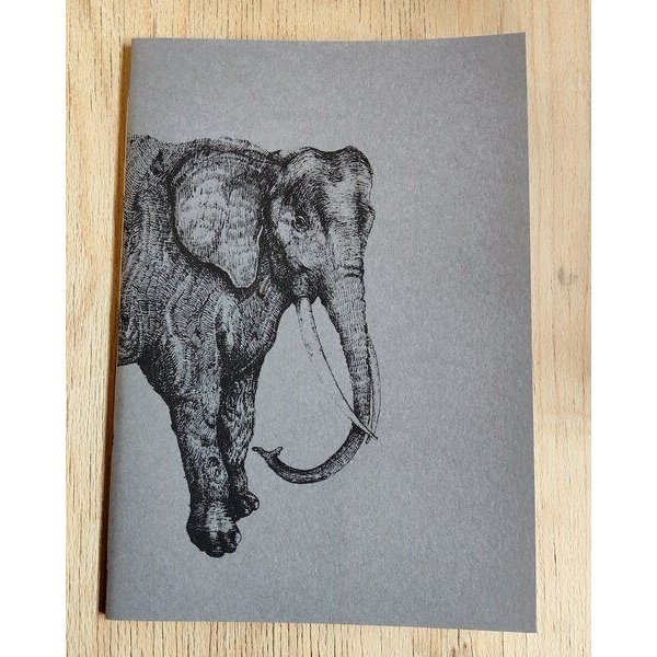 NanMa Handgebundenes Notizbuch „Elefant“ – In Österreich bedrucktes Skizzenbuch für Zeichnen und Journaling