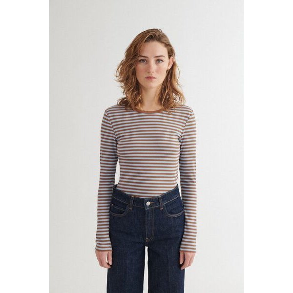 Basic Apparel LUDMILLA Langarmshirt aus Bio-Baumwolle