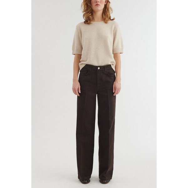 Basic Apparel High-Waist Jeans ENYA aus Bio-Baumwolle und recycelter Baumwolle