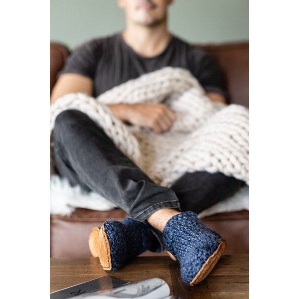 Knit Boots aus weichem Wollgarn – Damen & Herren, gehäkelt & handgefertigt | Kingdom of Wow