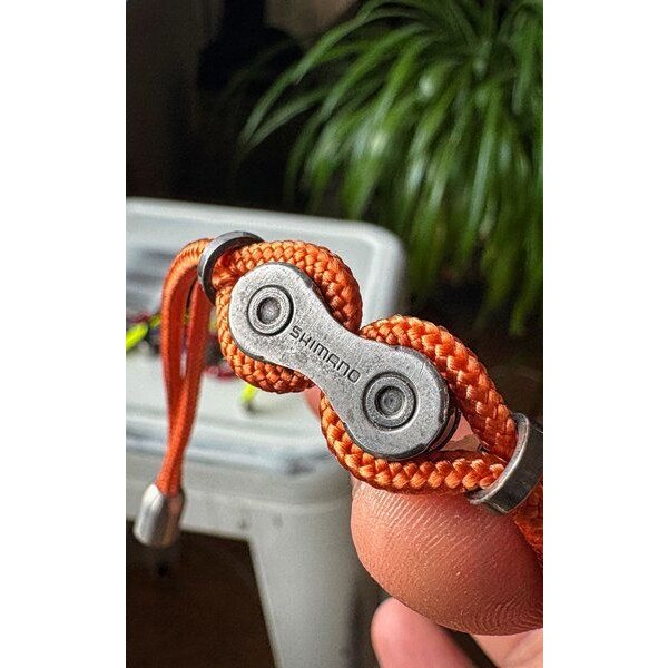 ARTHURKOPF Armband aus Fahrradkettenglied und Paracord
