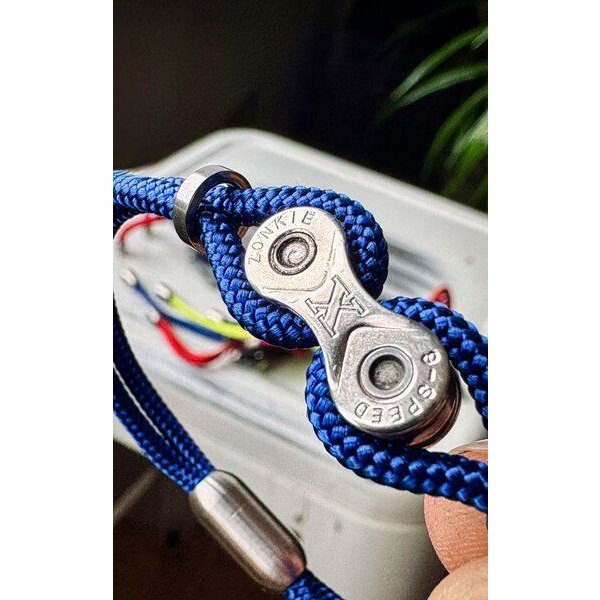 ARTHURKOPF Armband aus Fahrradkettenglied und Paracord