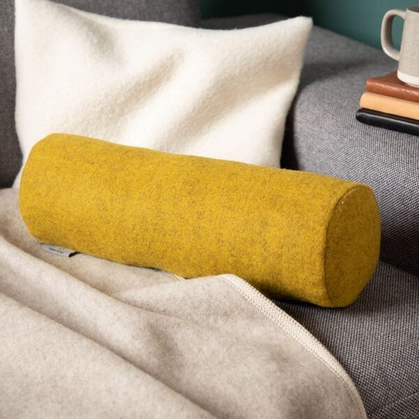 nahtur-design Nackenrolle aus Flauschloden | Wollkügelchen oder Dinkelspelz | 40 × 16 cm