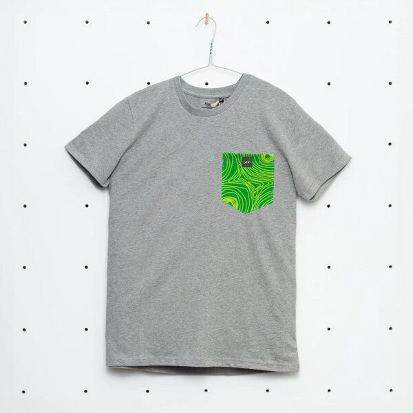 soki Choose Your Own Pocket T-Shirt mit Tasche aus geretteter Bettwäsche