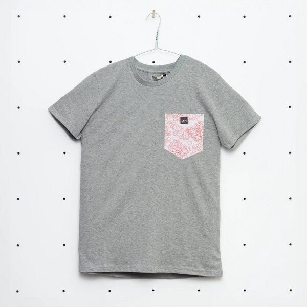 soki Choose Your Own Pocket T-Shirt mit Tasche aus geretteter Bettwäsche