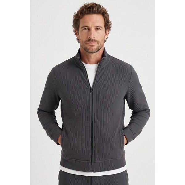 ORGANICATION JORRIN | Waffel-Jacke aus Bio-Baumwolle & recyceltem Polyester