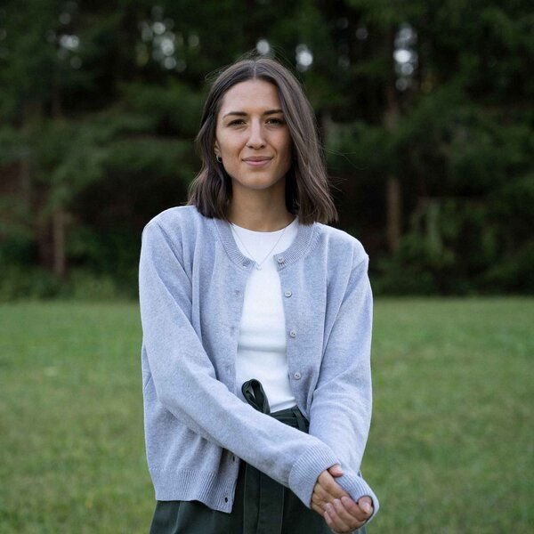 Vresh Clothing Vilma, Kurze Strickjacke aus Biobaumwolle