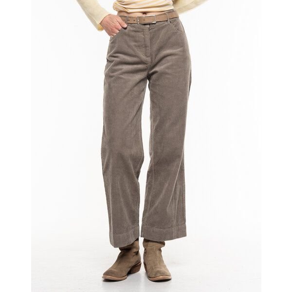 Alma & Lovis Softe Breitcord-Culotte aus Bio-Baumwolle | Cablecord Culotte