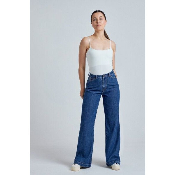 Flax and Loom Wide Leg Jeans Modell: Etta