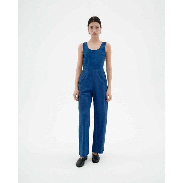 thinking mu Seersucker Jumpsuit Modell: Rafelesia