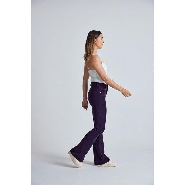 Flax and Loom Cord Schlaghose Skinny Fit Modell: Mavis