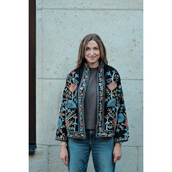 Haus of Namaste Bestickte Samtjacke aus Bio-Baumwolle – wendbar