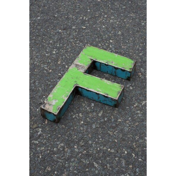 Moogoo Creative Africa Buchstabe A-Z aus recycelten Ölfässern -22cm- Post-Oil Industrial Upcycling