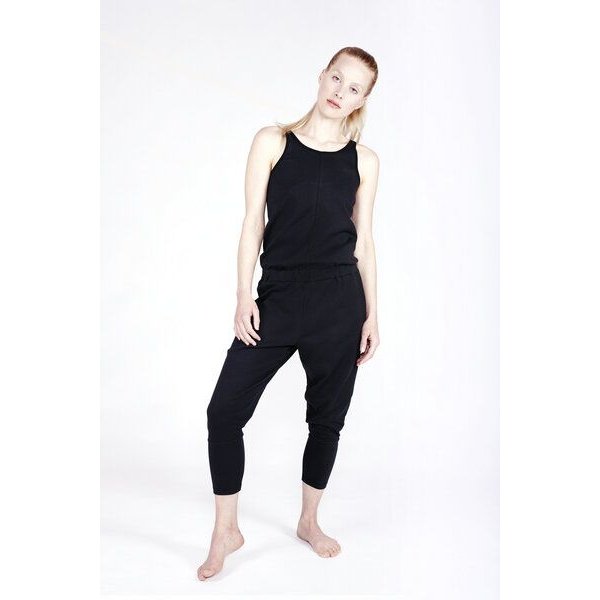 YOIQI Yoga Einteiler Jumpsuit aus biologische Baumwolle im lässigen, weiten Schnitt