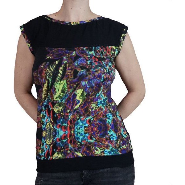 liebewicht Bio Jersey Shirt mit U-Boot Ausschnitt schwarz neon