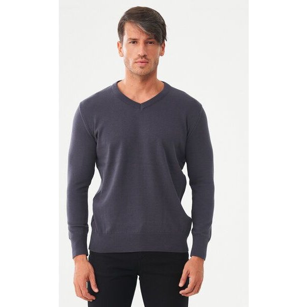 ORGANICATION Pullover aus Bio-Baumwolle mit V-Ausschnitt