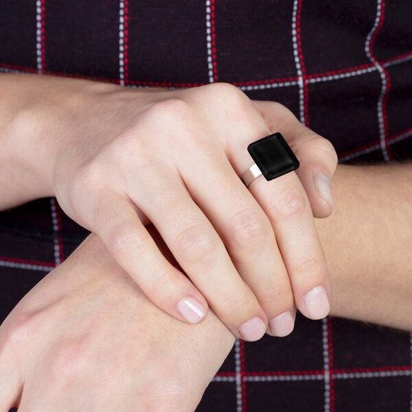 ALEXASCHA Minimalistischer Ring aus Glas, klein | PUREFORM