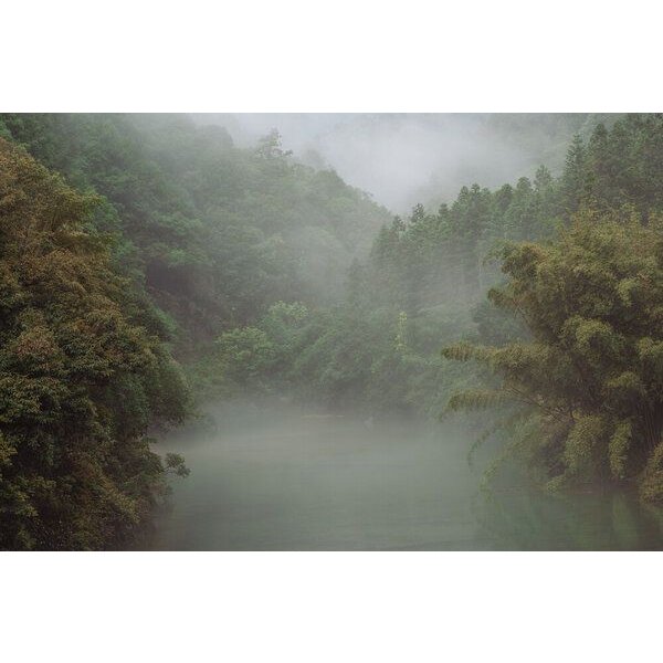 Photocircle Poster / Leinwandbild - Misty Mountain