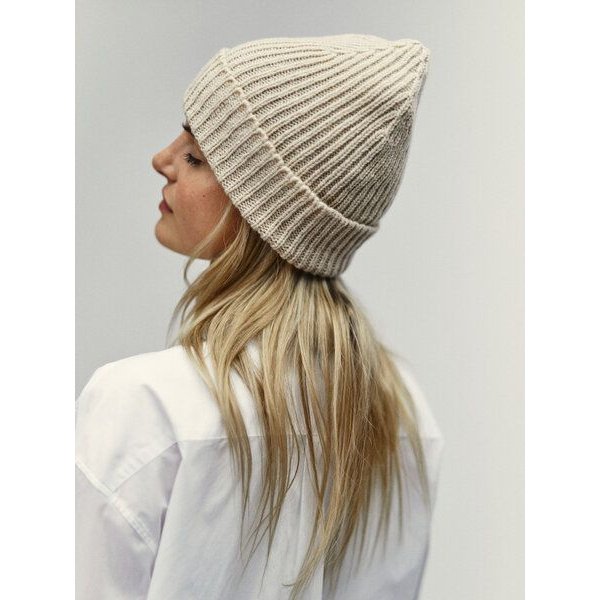 WOTE Beanie aus recyceltem Cashmere-Woll-Mix