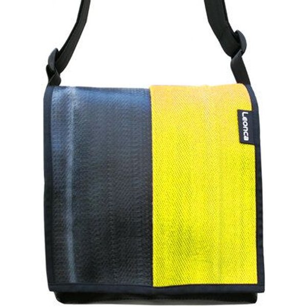 Leonca Taschen aus Feuerwehrschlauch in 3 Farben/ 5 Größen