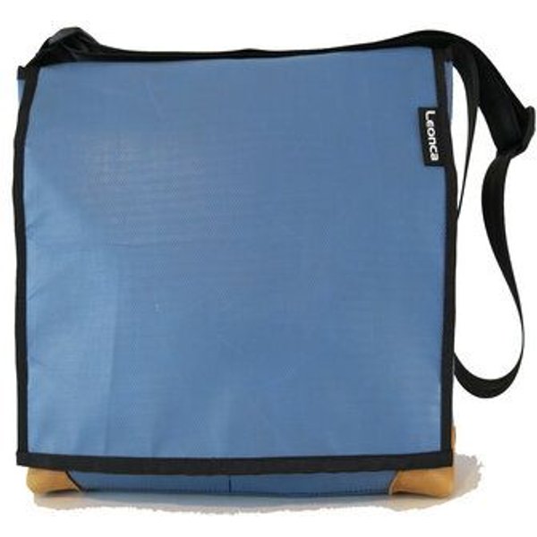 Leonca Taschen aus Turnmatte & Turnbockleder in 5 Größen