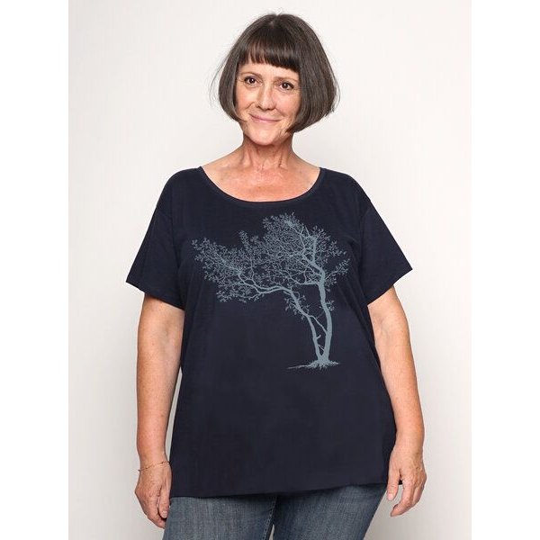 Peaces.bio - handbedruckte Biomode Bio-Damen-Loosefit-T-Shirt Fancy Tree